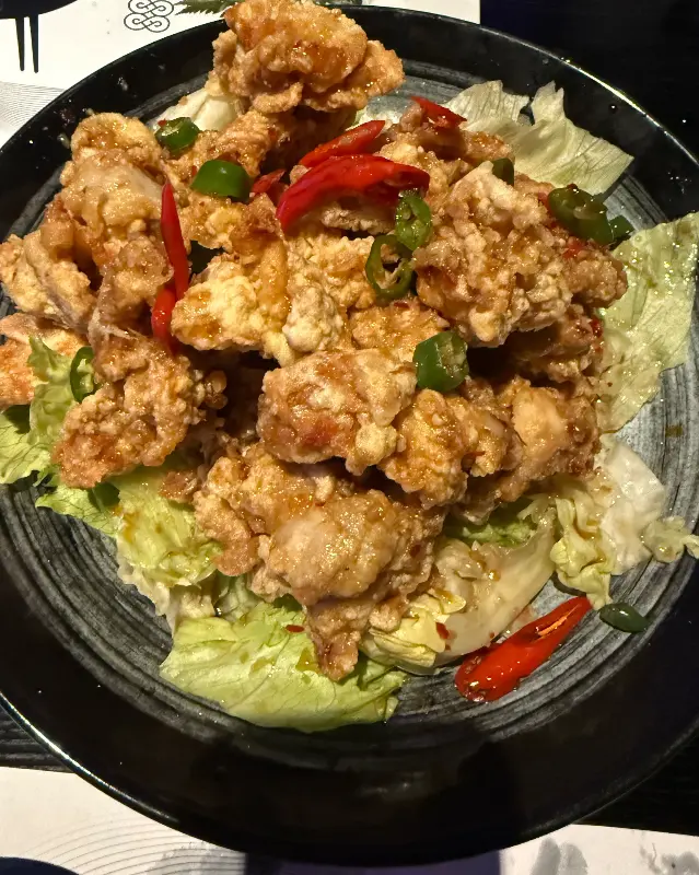 튀김 요리의 모습