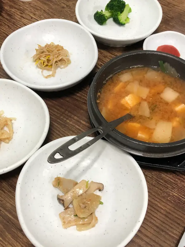 산청식당의 구수한 청국장