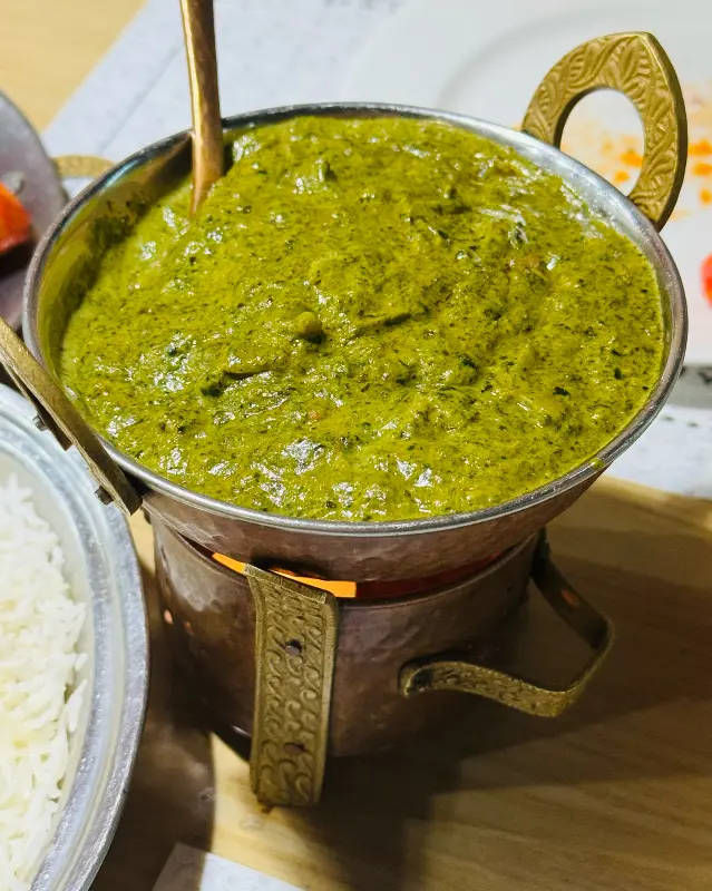 깊고 진한 풍미의 커리