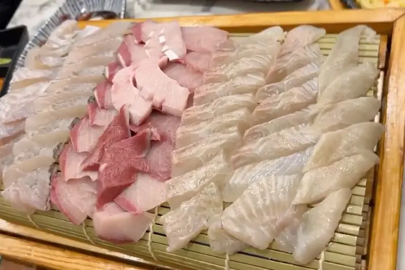 환상적인 비주얼의 대방어회