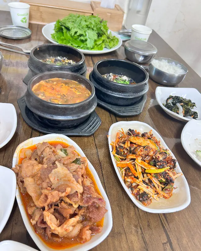 푸짐한 한 상 차림