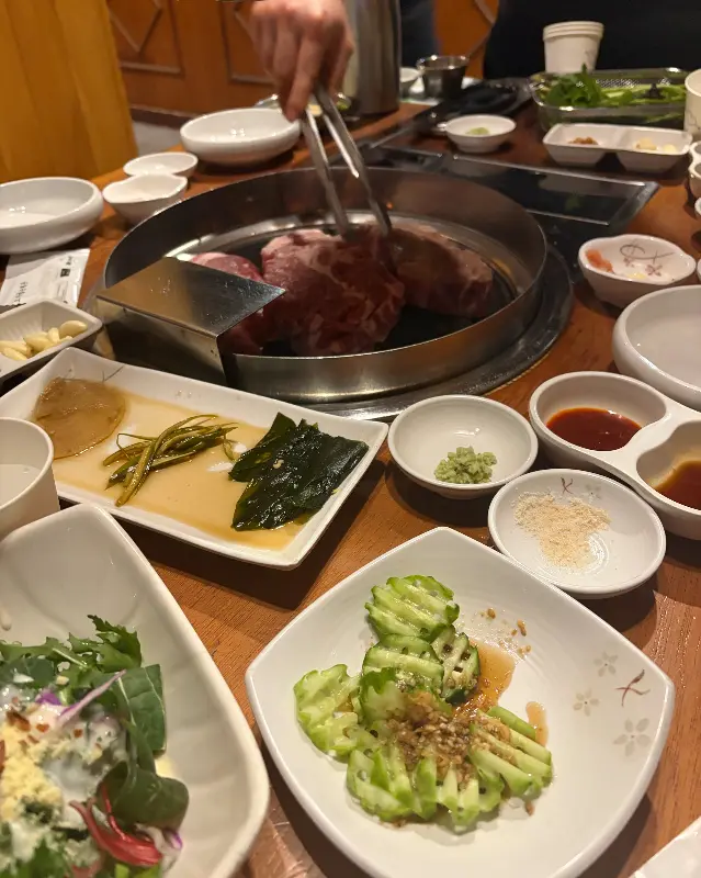 고굽남 죽전점 고기 굽는 모습