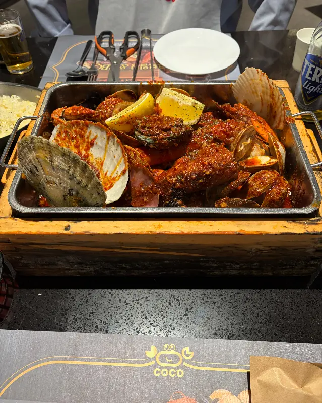 푸짐한 해산물 한 상 차림