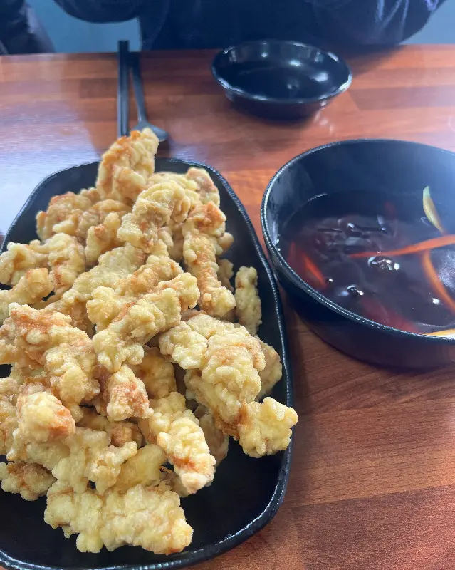 탕수육과 짜장 소스