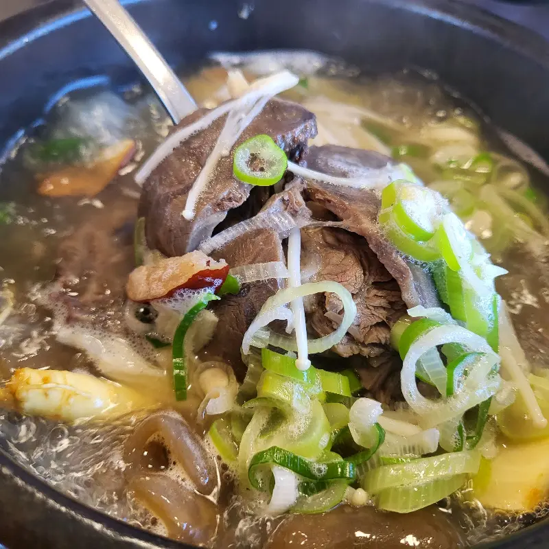 삼토리 수제비 근접샷