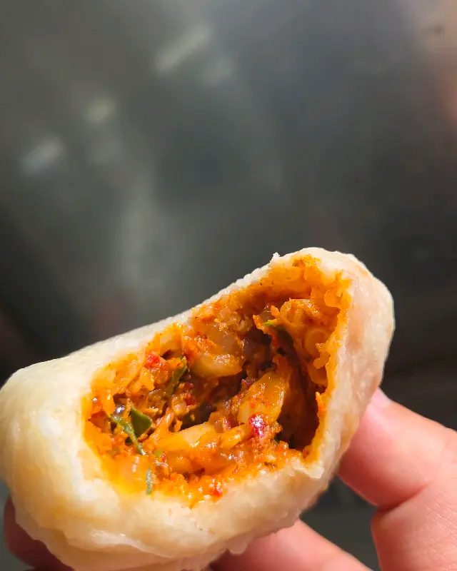 백향목만두 김치만두 단면