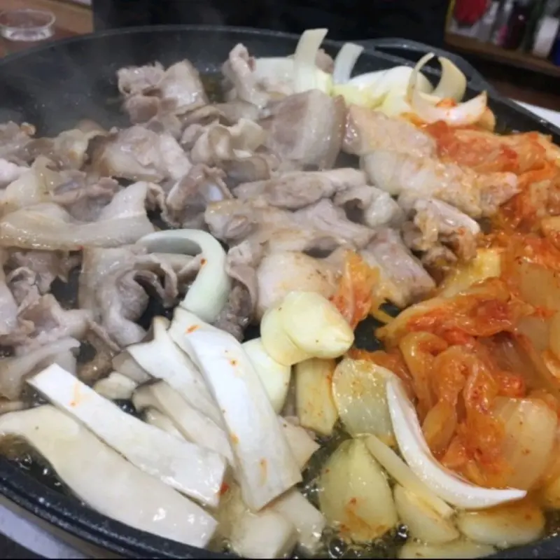 삼겹살과 묵은지