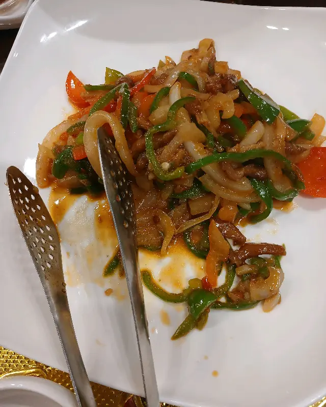 고추잡채와 꽃빵