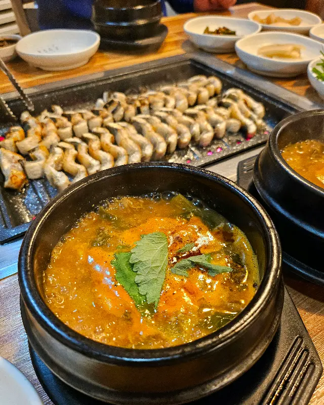 장어탕과 장어구이