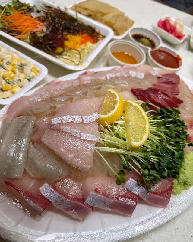 365싱싱회수산 회와 곁들임