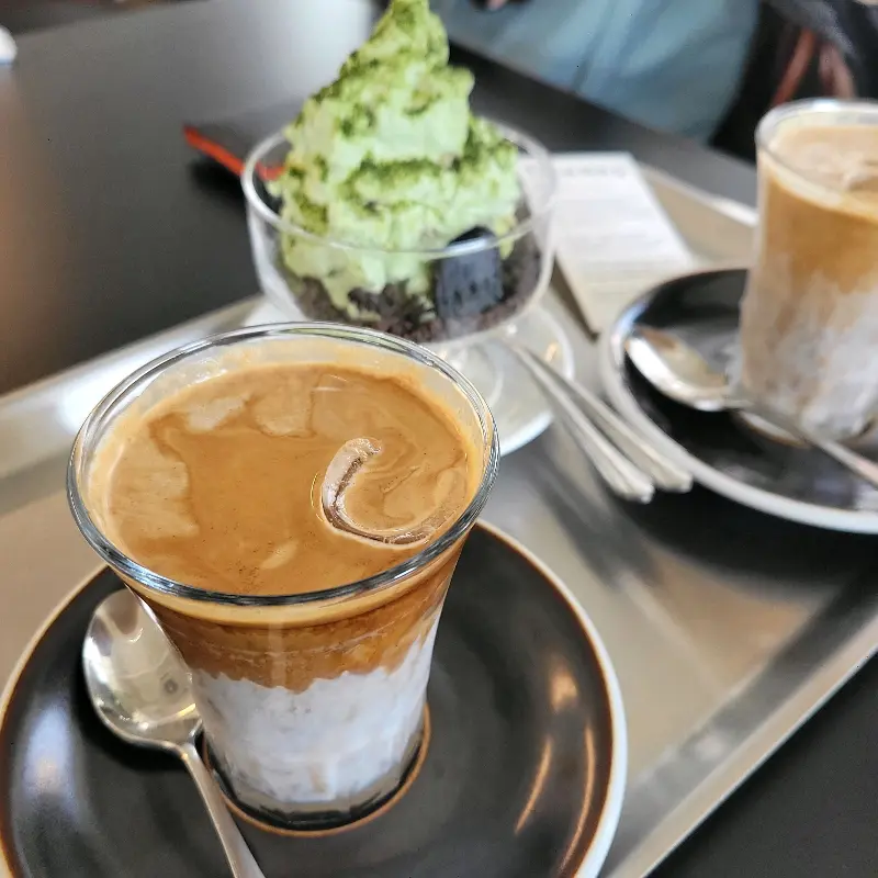 무화 음료와 디저트