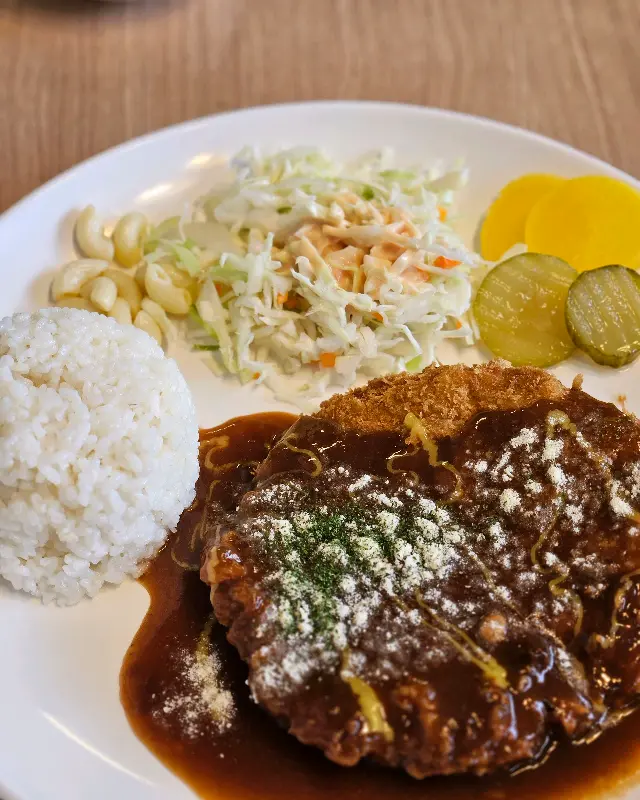 먹음직스러운 돈까스