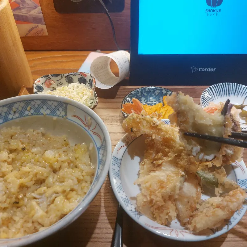 텐동과 가라아게