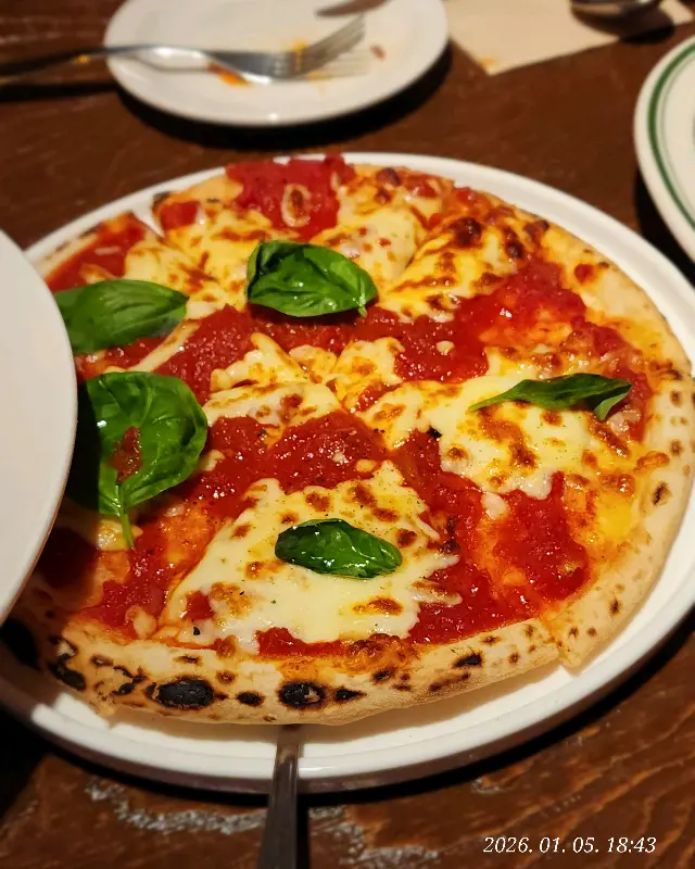 마르게리따 피자