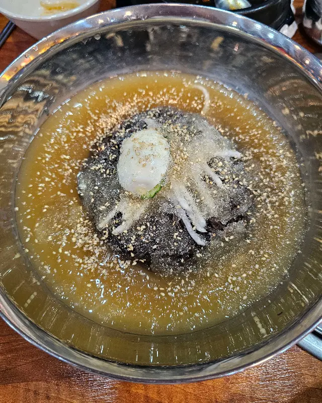 시원한 냉면의 자태