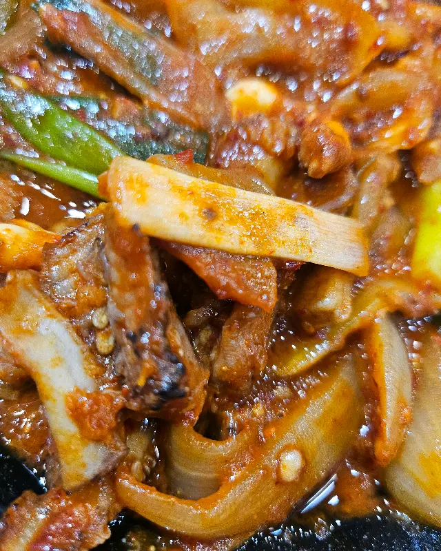 매콤한 양념 꼼장어 클로즈업