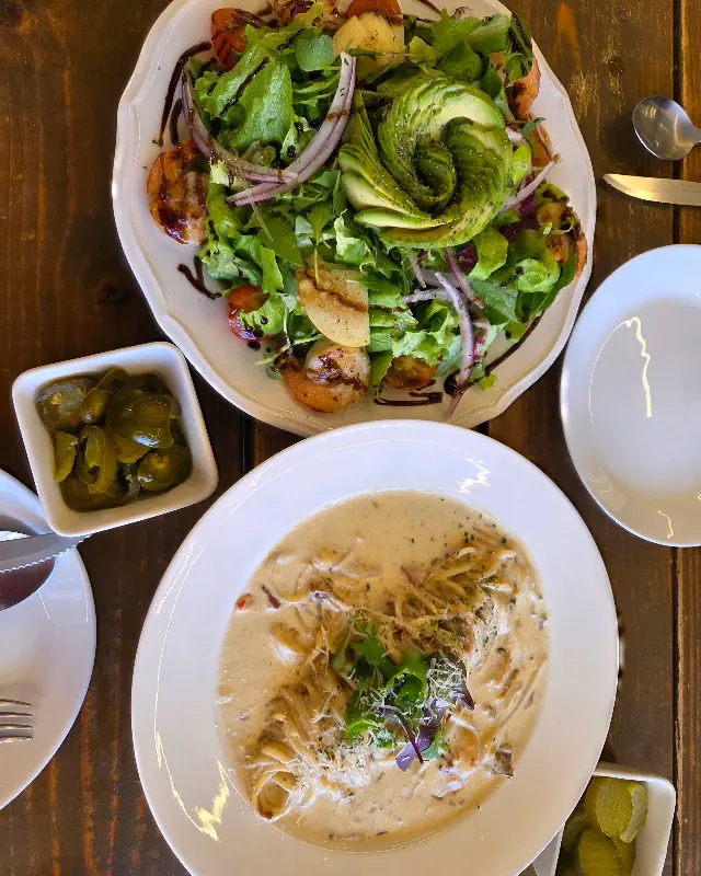 샐러드, 파스타, 피클