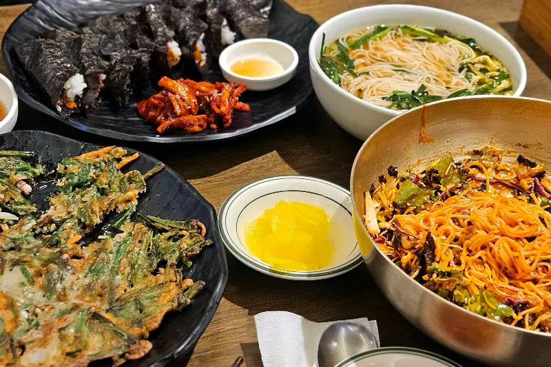 금자국수 메밀 부추전