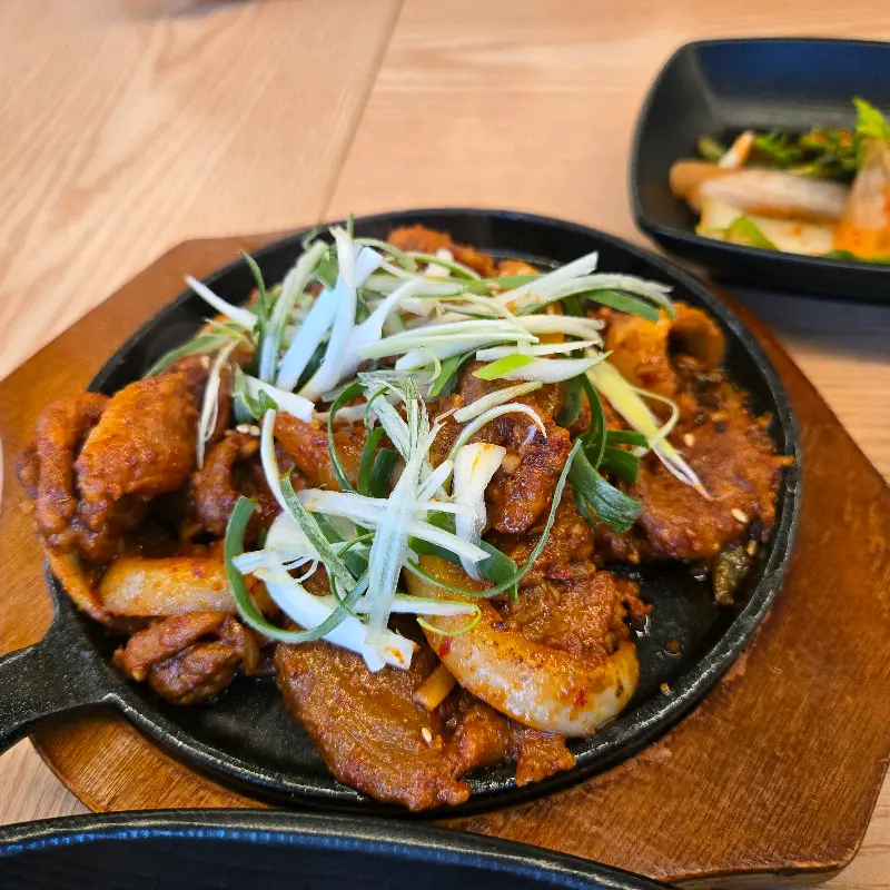 매콤달콤 제육볶음