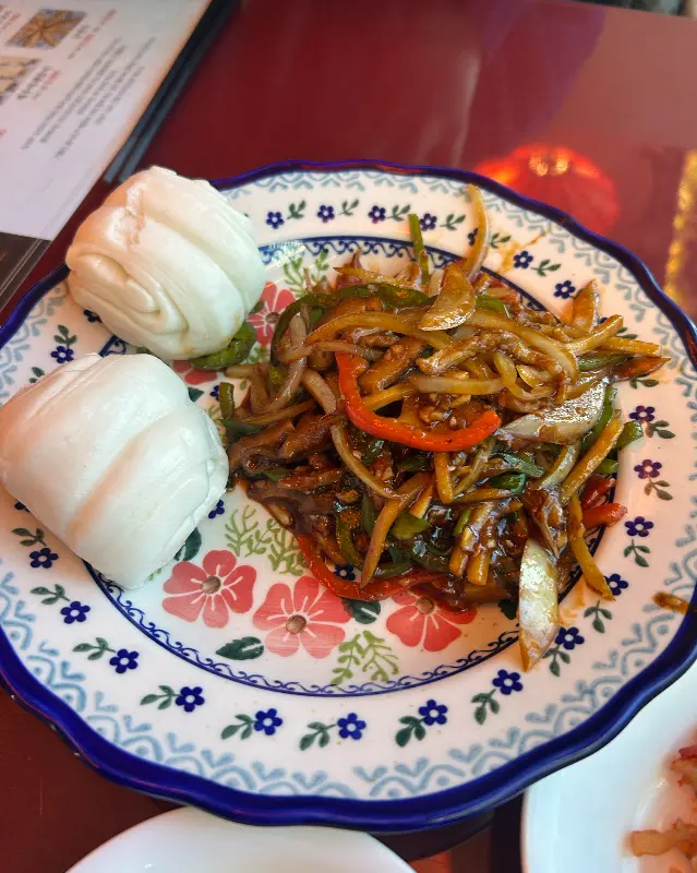 고추잡채와 꽃빵