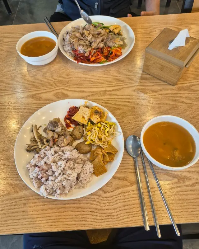 푸짐한 한 상 차림