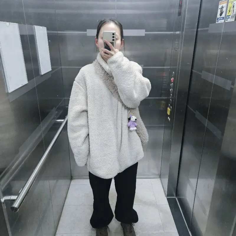 카페 내부 전경