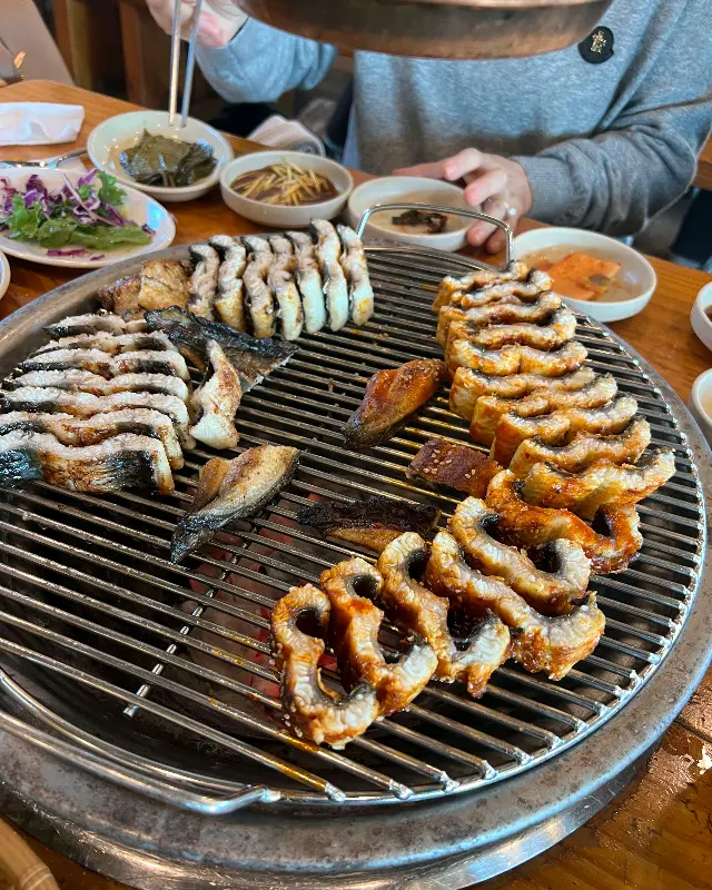 장어 한 상 차림