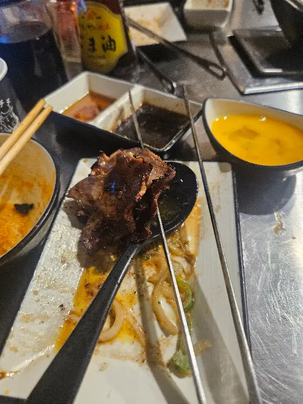 야끼니꾸와 다양한 소스