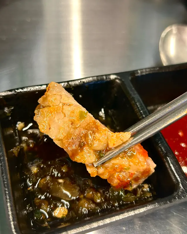 꽃삼겹살 한 점