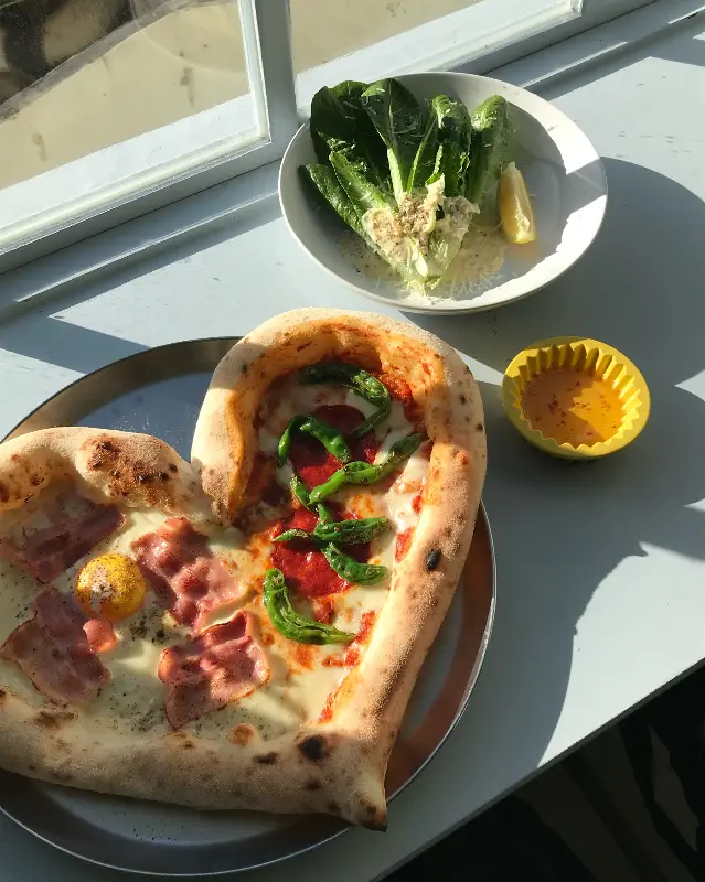 러프앤도우 내부 인테리어