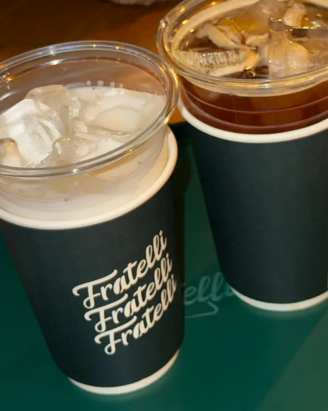 아이스 음료 투 샷