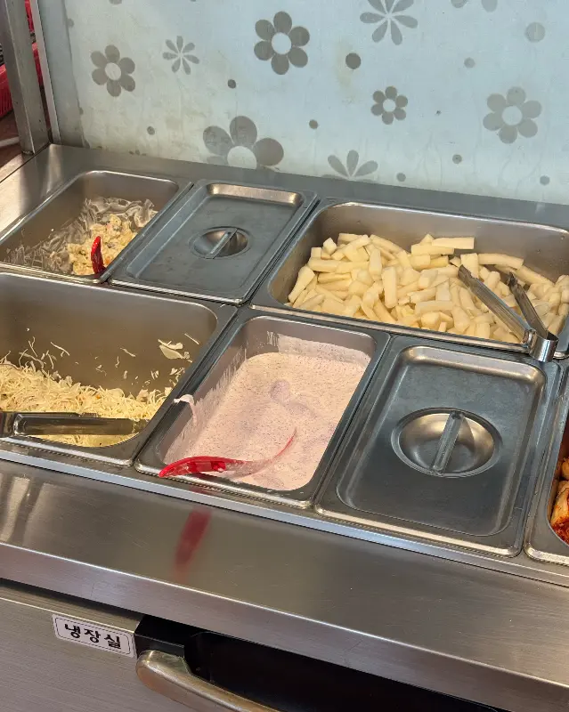 다양한 샐러드 재료