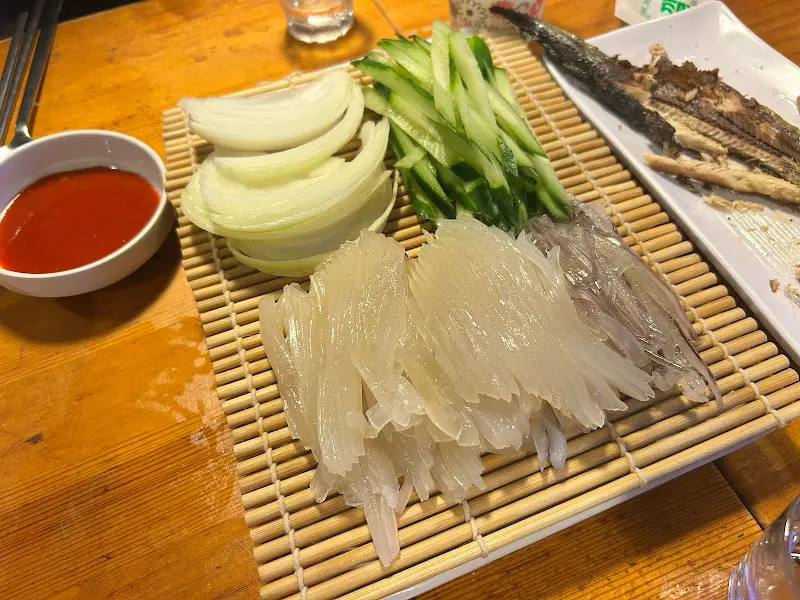 신선한 오징어회