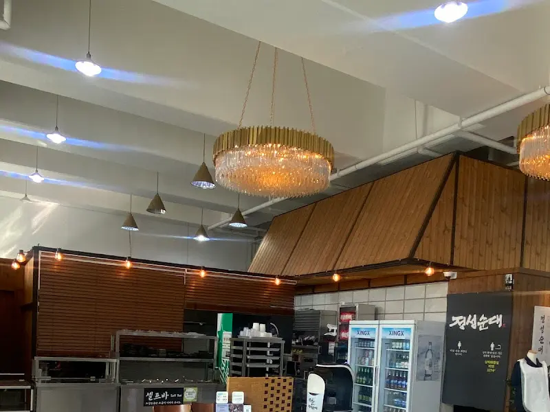 정성순대 내부 전경