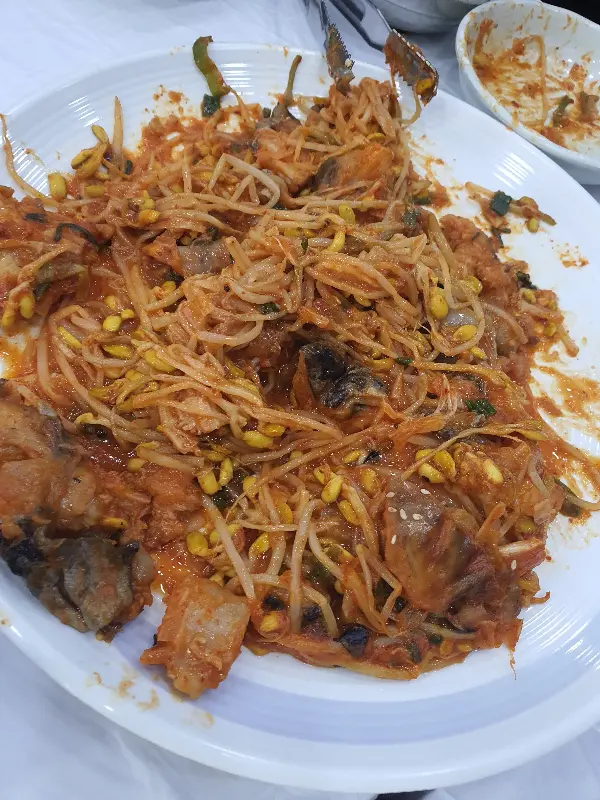 푸짐한 양을 자랑하는 아구찜 한 접시