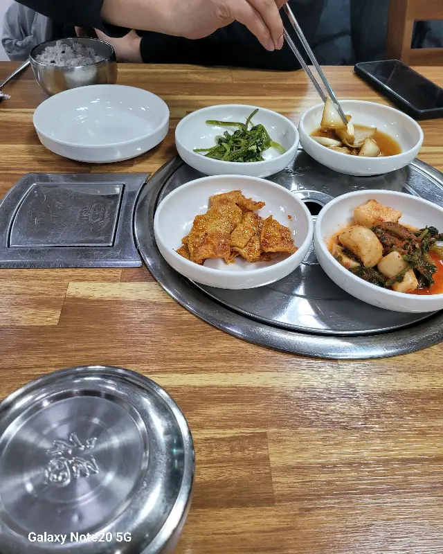 육해공 밑반찬 클로즈업 사진