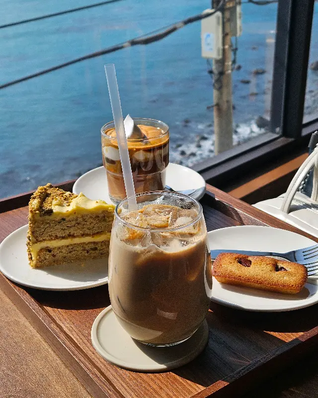 온다타 커피와 디저트