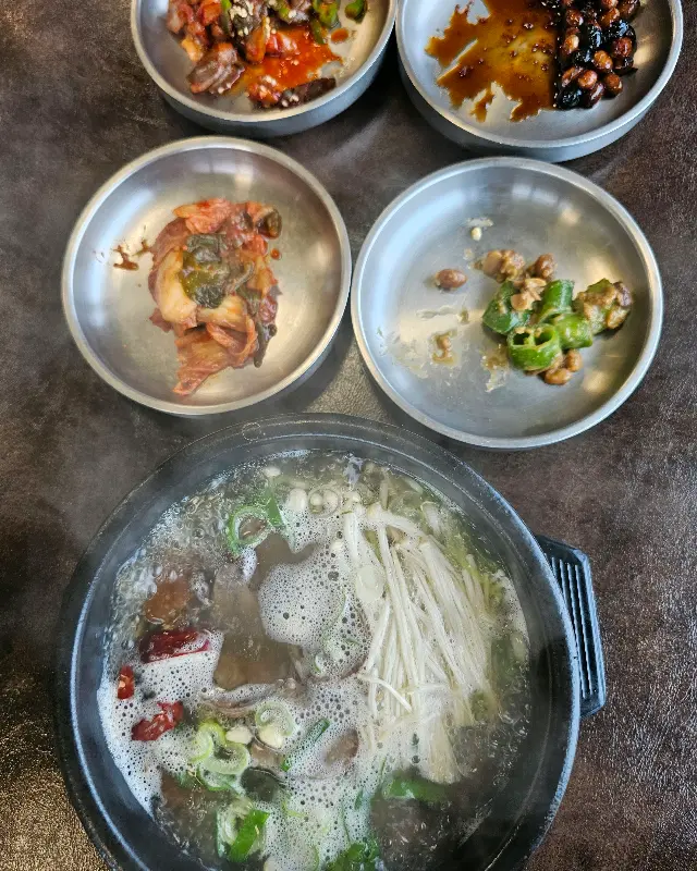 삼토리 수제비와 반찬