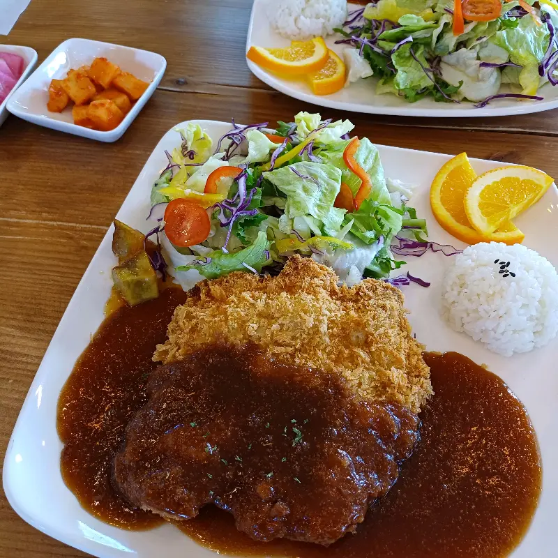 카페더그린 등심돈까스