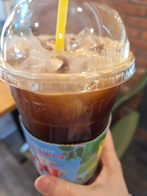 메가커피 아이스 아메리카노