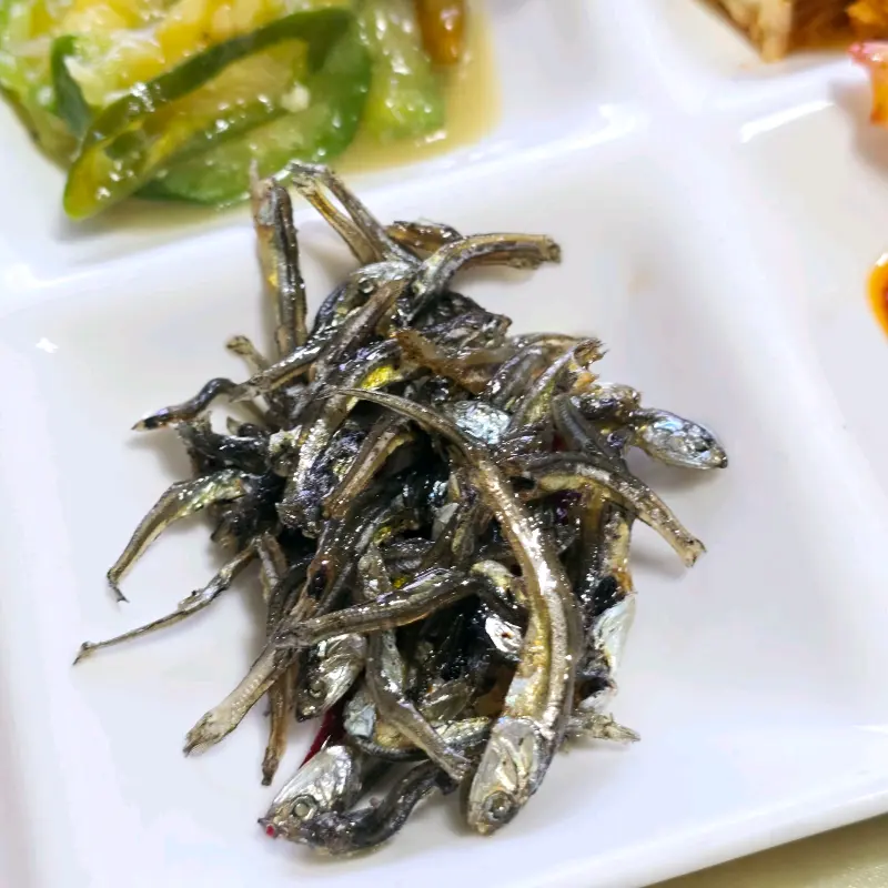 짭짤하고 고소한 멸치볶음