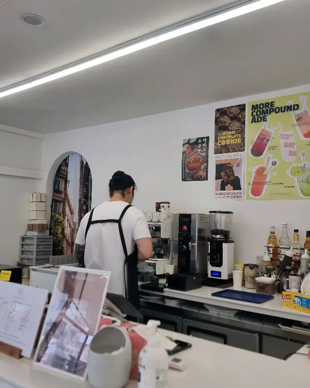 모어컴파운드 내부 모습