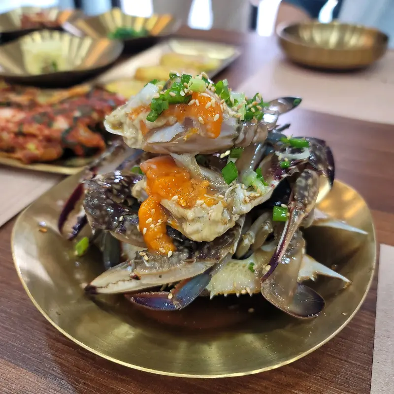 싱싱함이 느껴지는 간장게장