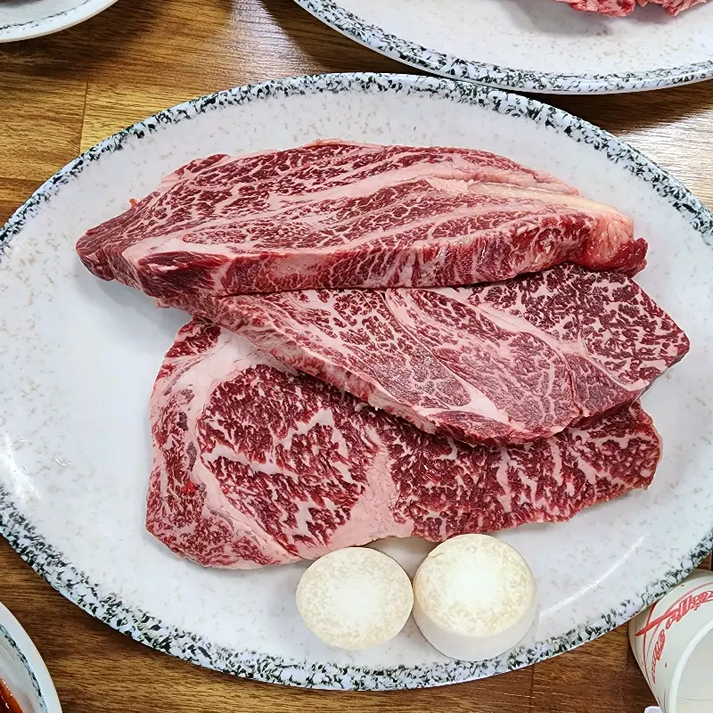 마블링이 환상적인 한우
