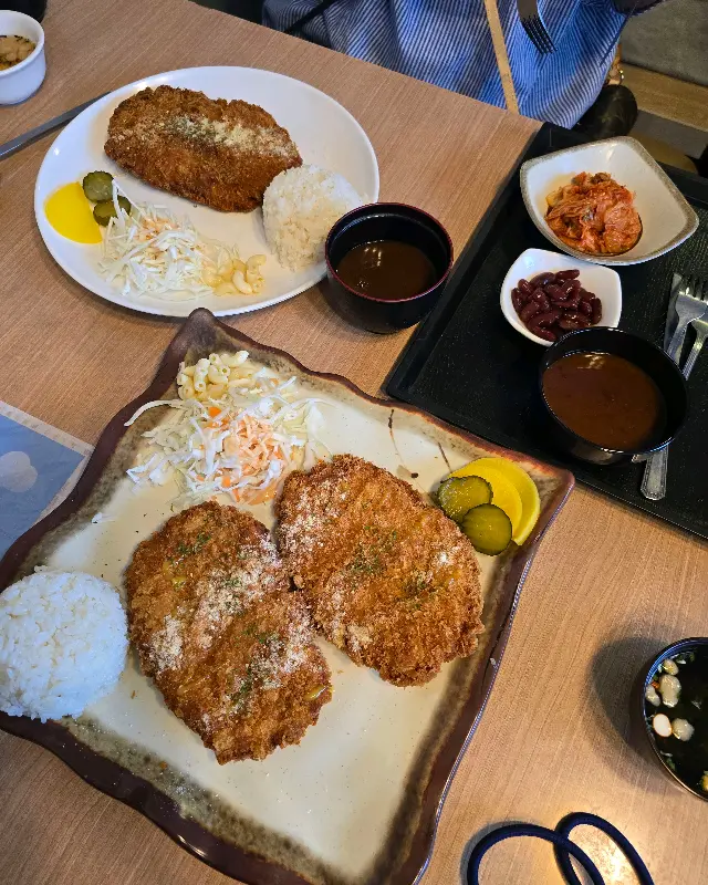 푸짐한 한 상 차림