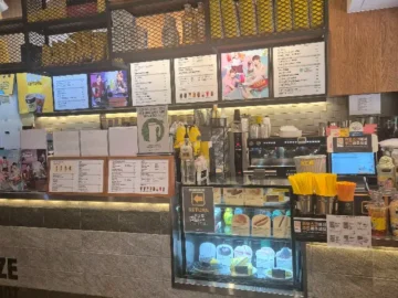 영종도에서 즐기는 메가 커피의 과학, 가성비 끝판왕 맛집 탐험기