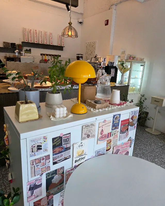 카페 내부 인테리어