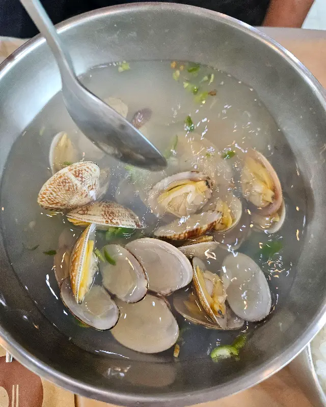 시원한 바지락탕