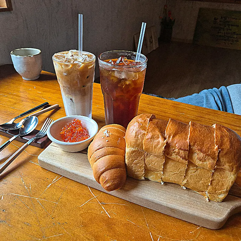 소금빵과 토스트