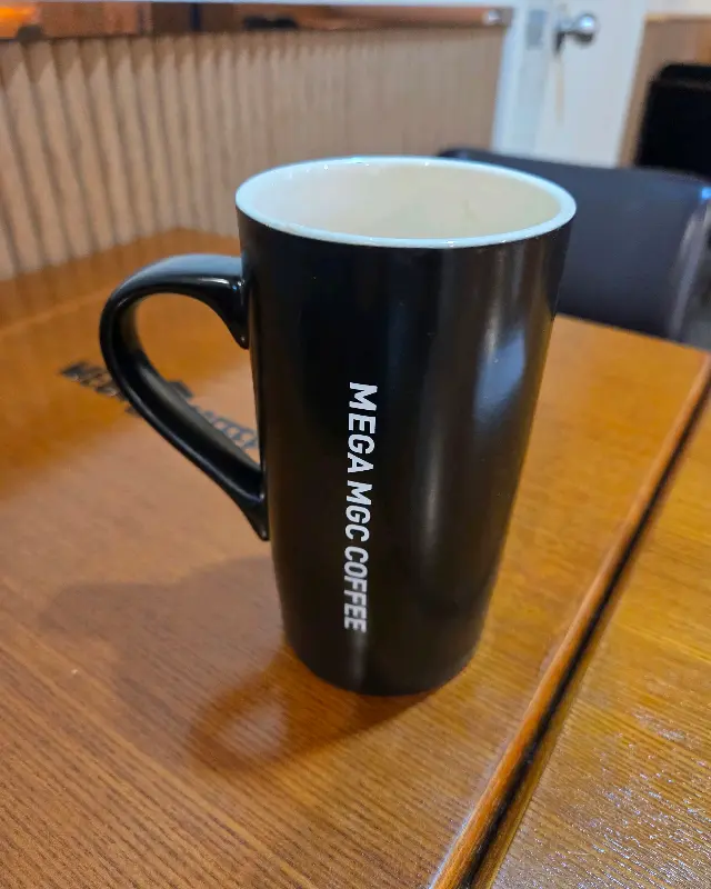 메가커피 머그컵
